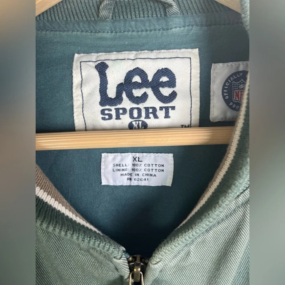 Lee this rare